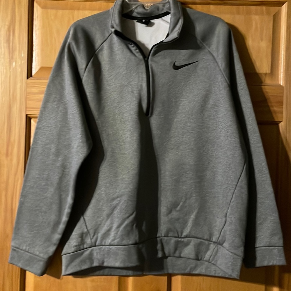 Men’s Gray 1/4 Zip Nike Dri Fit